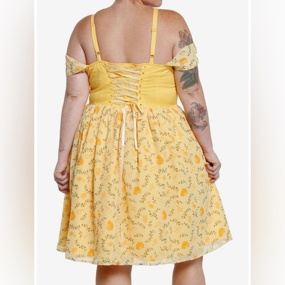Disney beauty and the beast belle dress nwot - Picture 2 of 3